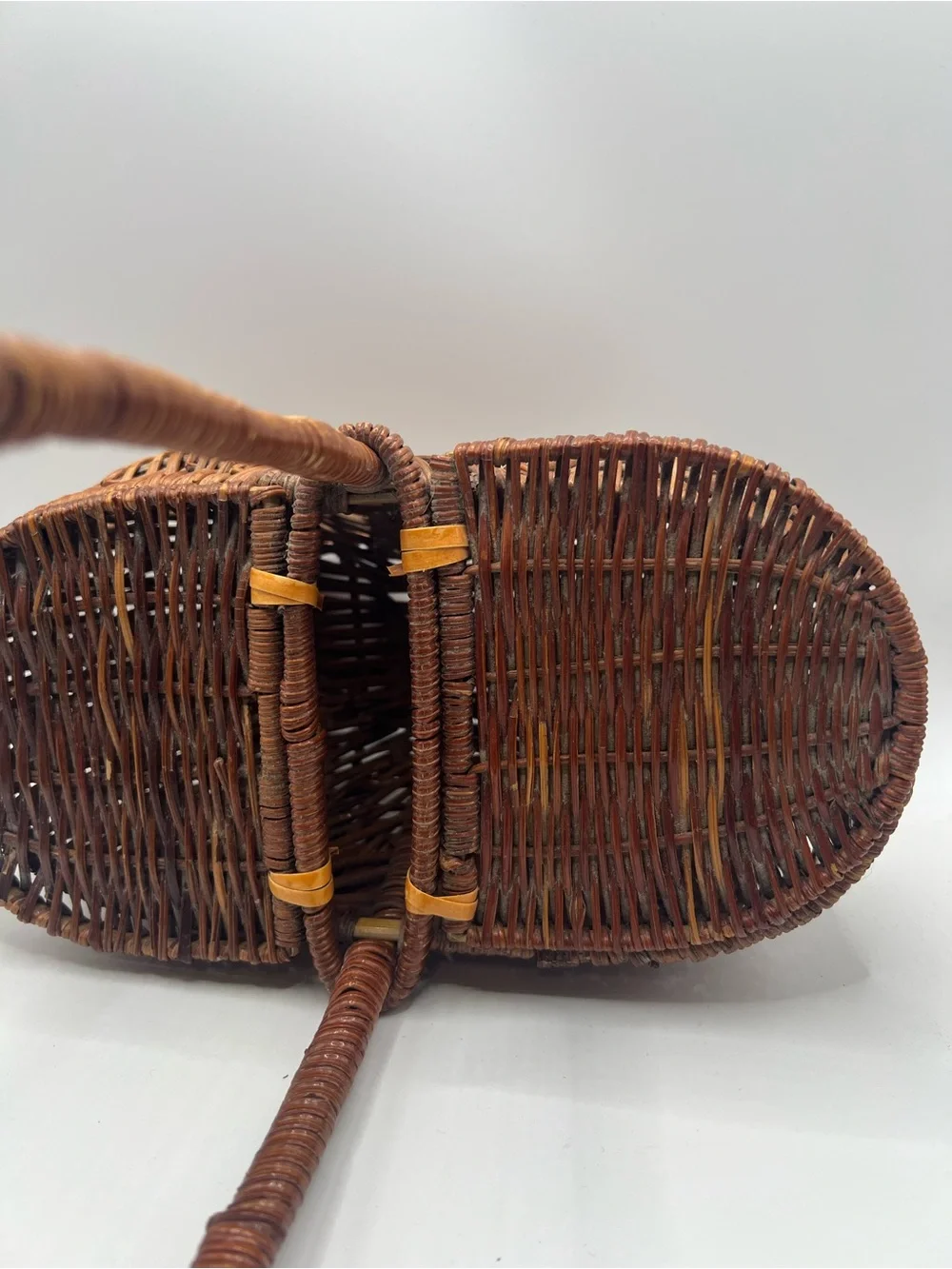 Vintage Small Wicker Gathering Basket Double Lid Cottagecore Farmhouse Decor